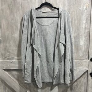 LL Bean size M heather gray waffle knit cardigan with pockets and hood S1